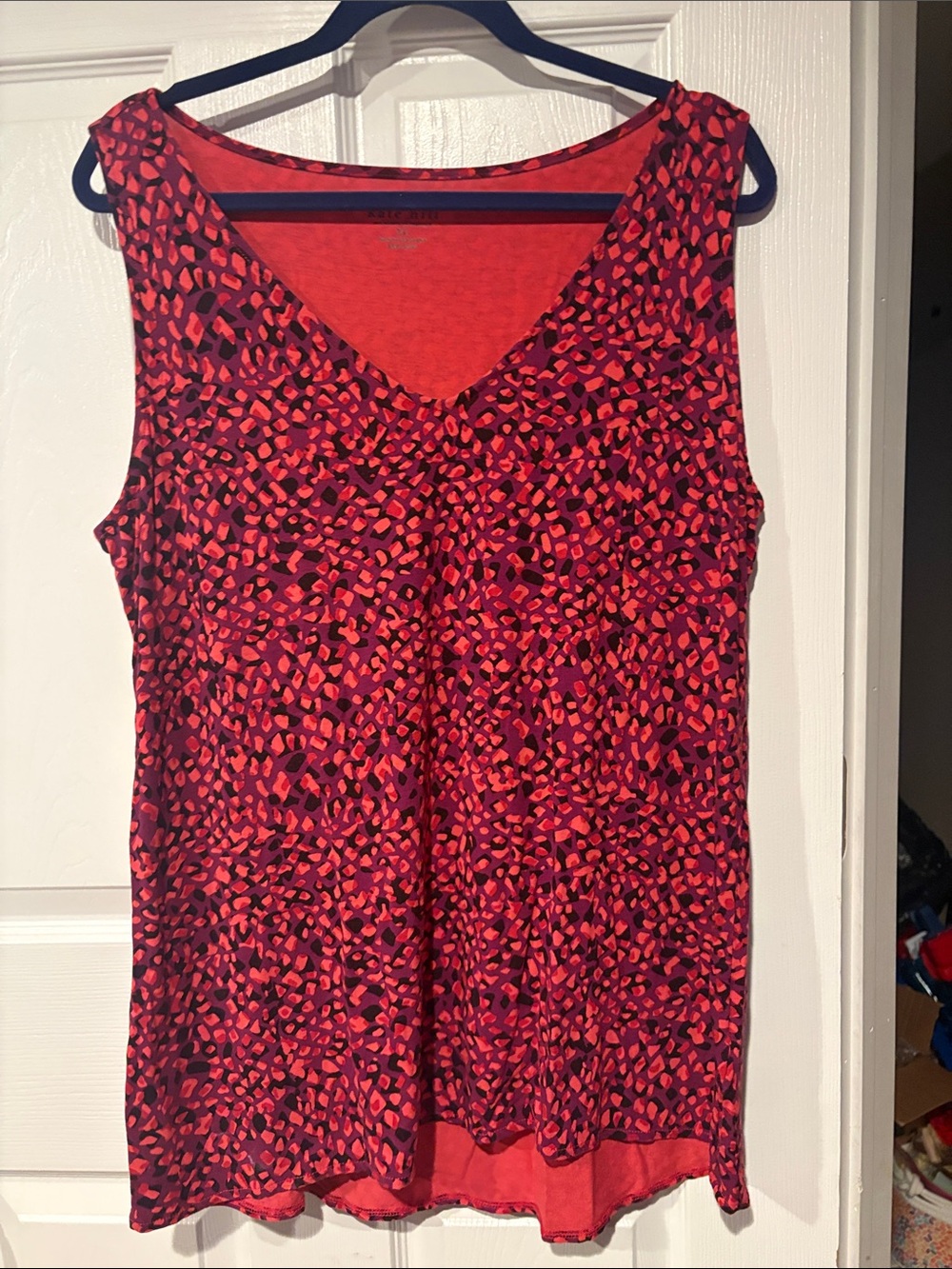 Kate Hill Red and Black V-Neck Sleeveless Printed Camisole